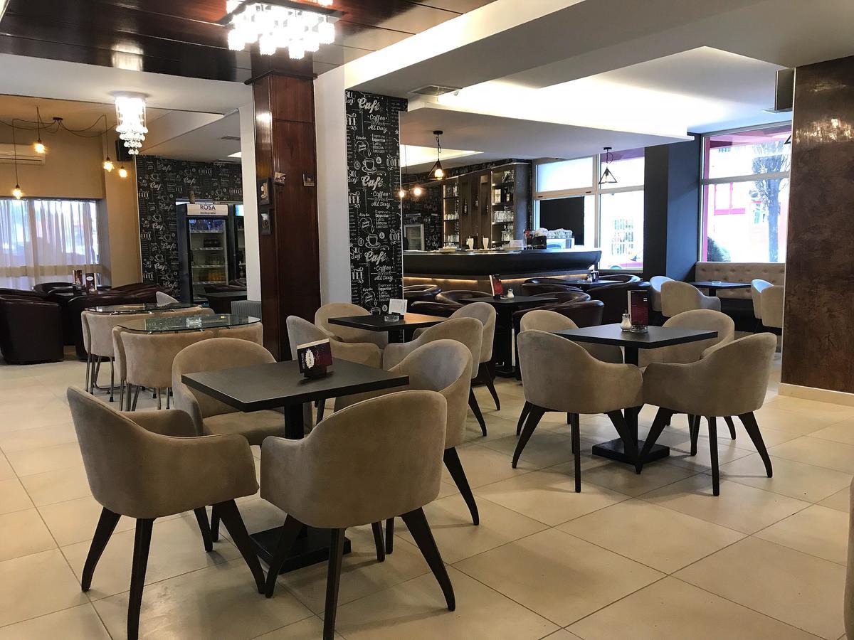 Golden Inn Hotel Majdanpek Екстер'єр фото