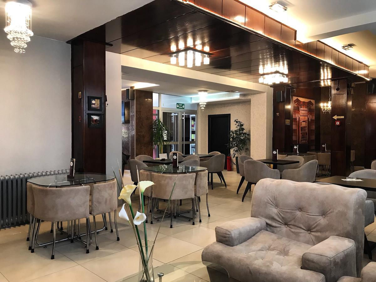 Golden Inn Hotel Majdanpek Екстер'єр фото