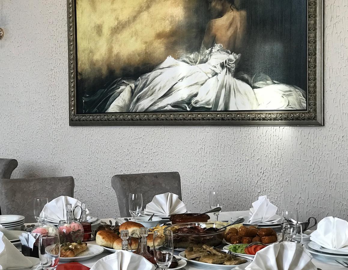 Golden Inn Hotel Majdanpek Екстер'єр фото