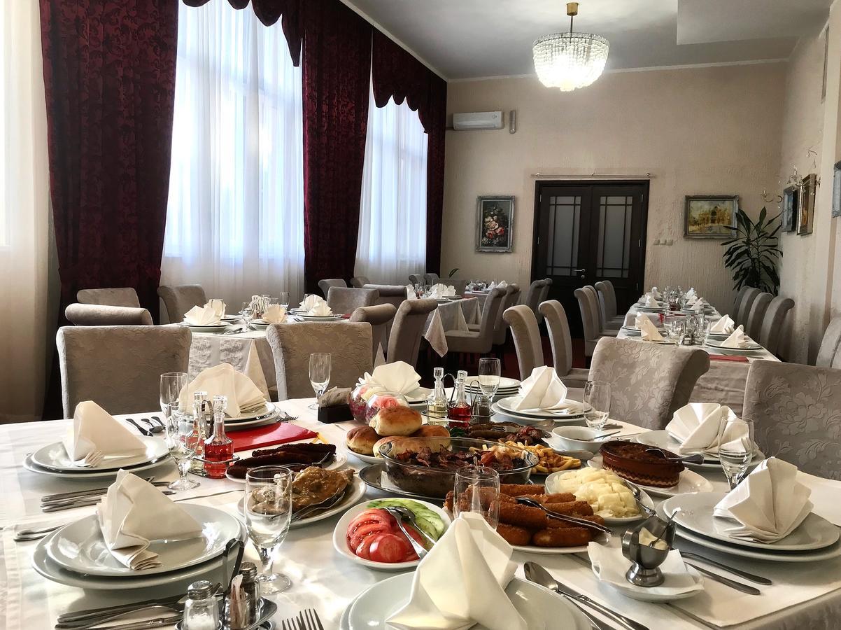 Golden Inn Hotel Majdanpek Екстер'єр фото