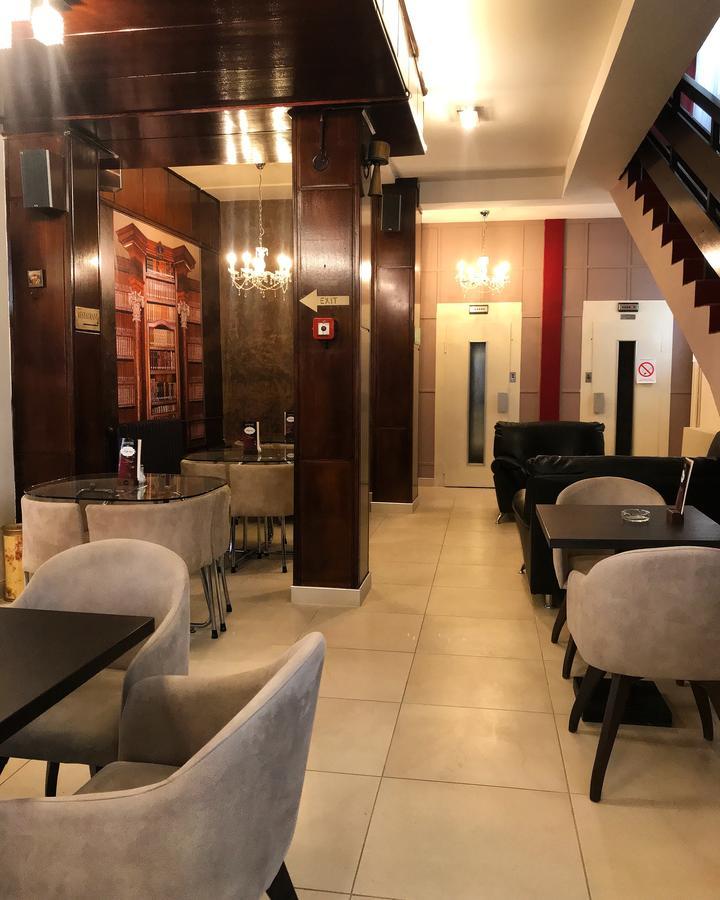 Golden Inn Hotel Majdanpek Екстер'єр фото